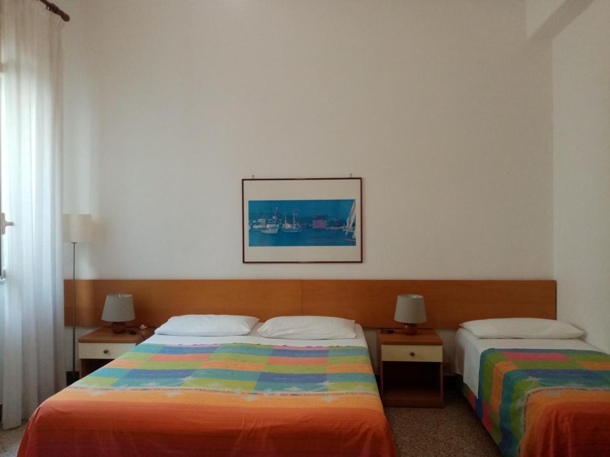 Ariston Petit Hotel 2*
