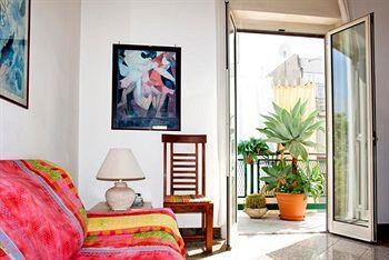 Hotel Ariston Petit
