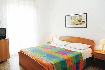 Hotel Ariston Petit